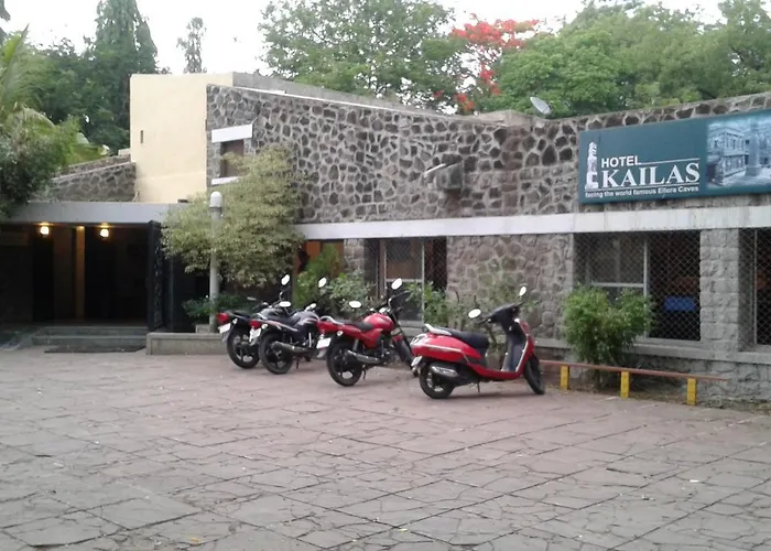 Hotel Kailas